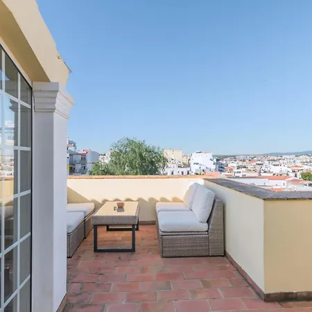 Apartament Casa Boodes Parking Pool Garden *